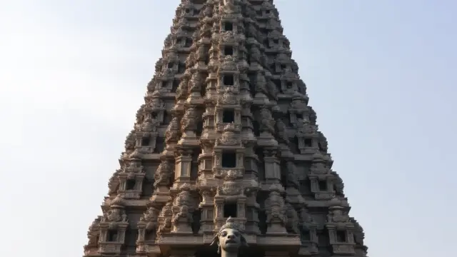 Lord Shiva (Brihadeeswarar) – Deity Portrait